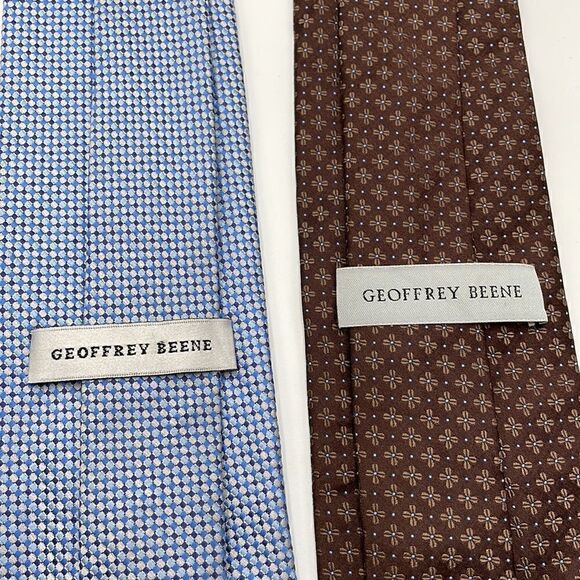 Bundle of two blue and brown Geoffrey Beene ties - Picture 6 of 7